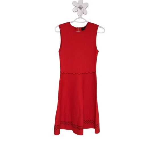 TED BAKER Scalloped Red Ribbed Sleeveless Party Dress Ted Sz 3 US 8 - Picture 2 of 11